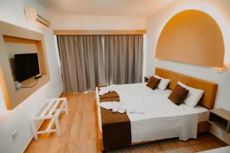 Penelope Beach Apts - 47