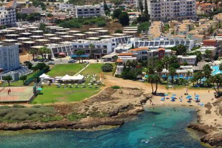 Penelope Beach Apts - 15