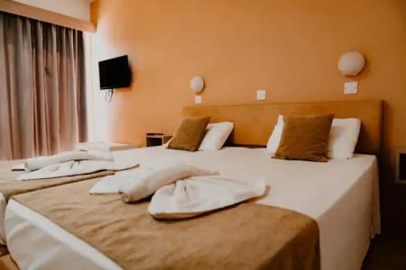 Penelope Beach Apts - 30