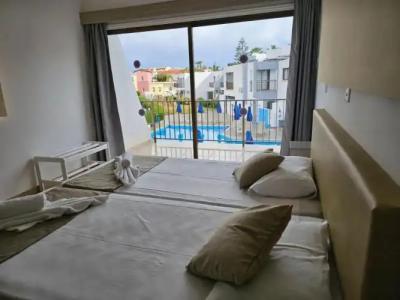 Penelope Beach Apts - 21