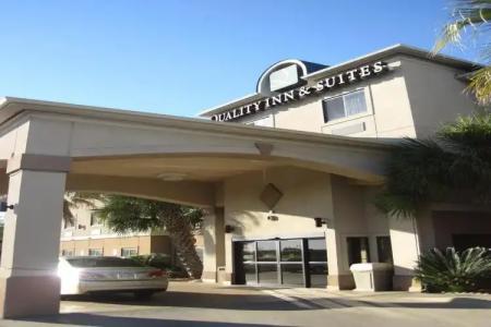Quality Inn & Suites Near University - 33