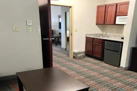 Quality Inn & Suites Near University - 39