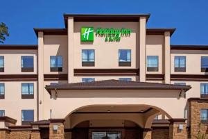 Holiday Inn Hotel & Suites Lake Charles South, an IHG Hotel, Lake Charles