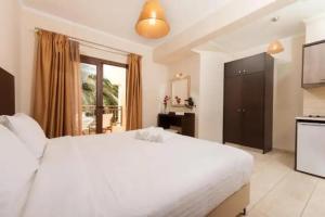 Villa Pipini Luxury Studios, Limenas