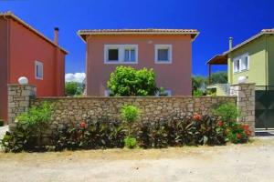 Saint Thomas Village, Lefkada Town