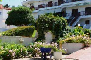 Delfini, Kallithea