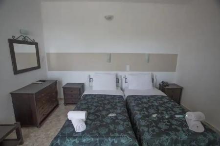 Paradiso Boutique - 102