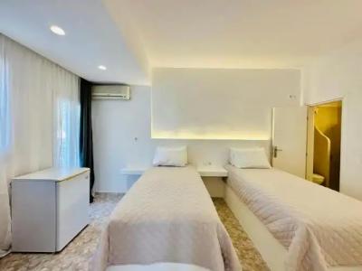 Paradiso Boutique - 116