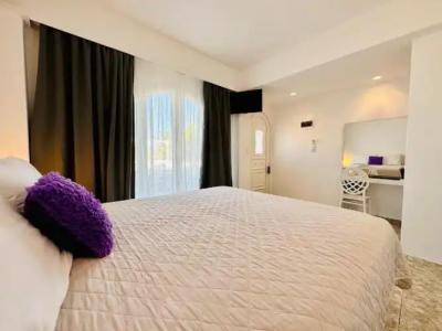 Paradiso Boutique - 112