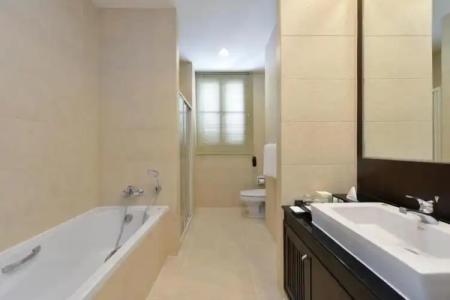 Grand Asoke Suites Boutique Residence - 10