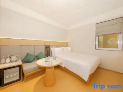 Grand Asoke Suites Boutique Residence - 22