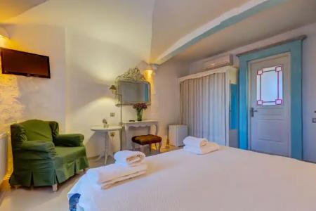 Cunda Battalos Kucuk - 4