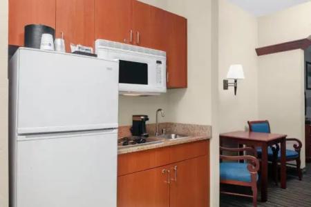 Best Western Plus Miami-Doral/Dolphin Mall - 33