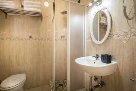 ḤỌṬẸḶ ṾẸṆẸṬỌ con accesso ZTL - 162