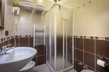 ḤỌṬẸḶ ṾẸṆẸṬỌ con accesso ZTL - 109