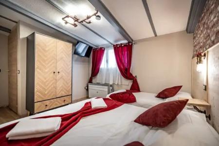 ḤỌṬẸḶ ṾẸṆẸṬỌ con accesso ZTL - 112