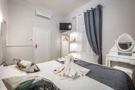 ḤỌṬẸḶ ṾẸṆẸṬỌ con accesso ZTL - 11