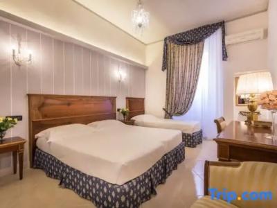 ḤỌṬẸḶ ṾẸṆẸṬỌ con accesso ZTL - 86