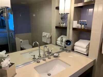 La Jolla, Curio Collection by Hilton - 31