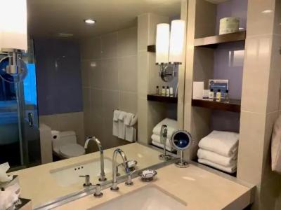 La Jolla, Curio Collection by Hilton - 44