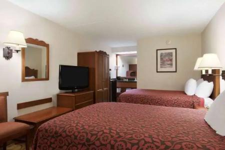 Days Inn by Wyndham Las Cruces - 5