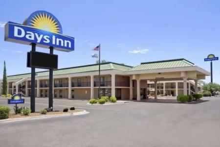 Days Inn by Wyndham Las Cruces - 11
