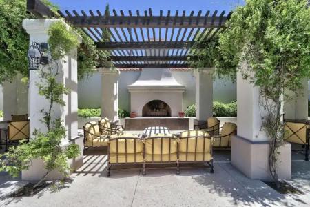 Hilton Garden Inn Las Cruces - 19