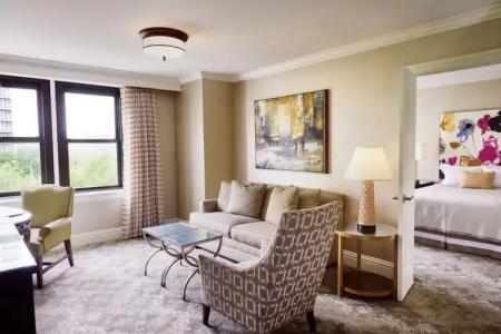 The Raphael, Autograph Collection - 94