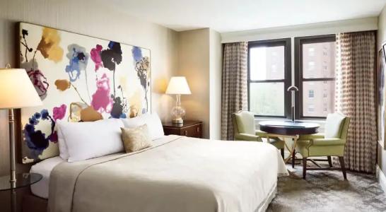 The Raphael, Autograph Collection - 73