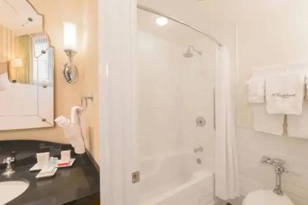 The Raphael, Autograph Collection - 69