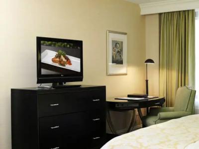 The Raphael, Autograph Collection - 5