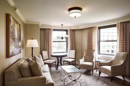 The Raphael, Autograph Collection - 121