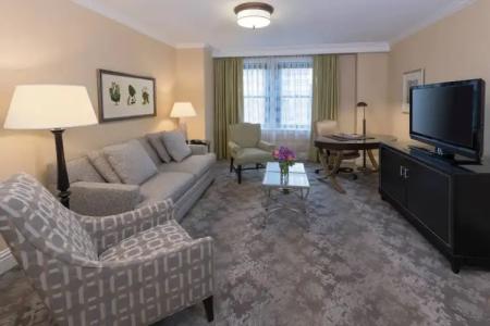 The Raphael, Autograph Collection - 98