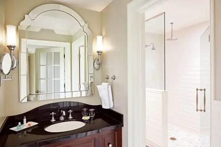 The Raphael, Autograph Collection - 141