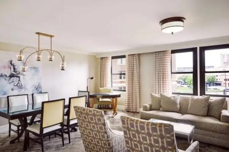 The Raphael, Autograph Collection - 103