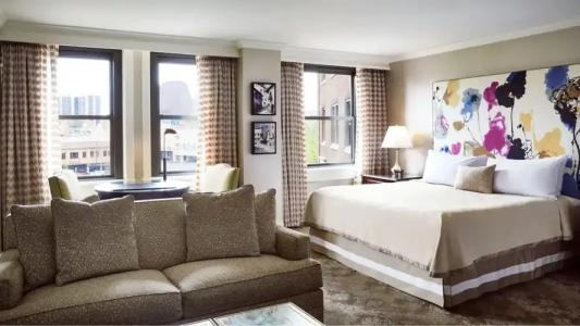 The Raphael, Autograph Collection - 144