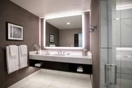 Ambassador Kansas City, Autograph Collection - 7