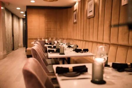 Ambassador Kansas City, Autograph Collection - 28