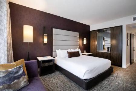 Ambassador Kansas City, Autograph Collection - 5