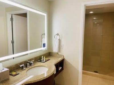 Hilton President Kansas City - 7