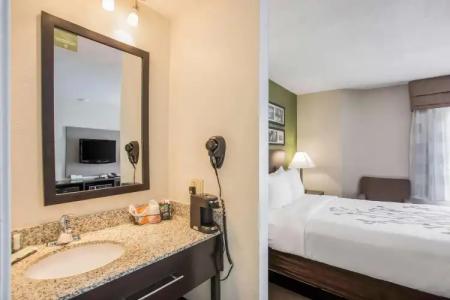 Sleep Inn Kansas City International Airport - 4