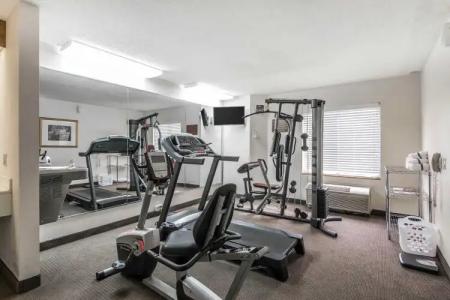 Sleep Inn Kansas City International Airport - 18