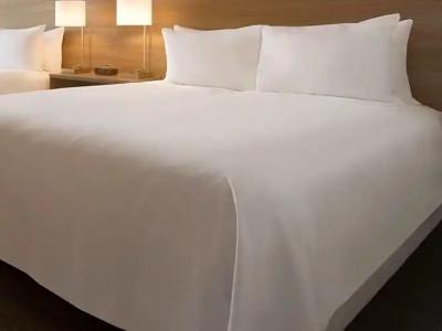 Radisson Phoenix Airport - 67