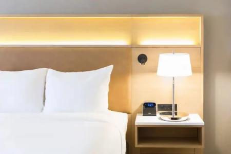 Radisson Phoenix Airport - 47