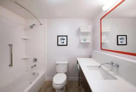 Hampton Inn Phoenix Airport North - 37