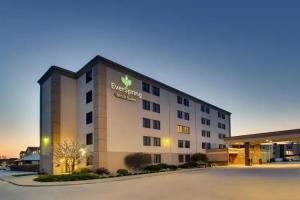 EverSpring Inn & Suites, Bismarck