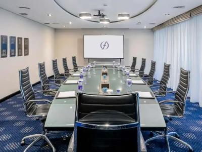 Flora Creek Deluxe Apartments, Dubai - 19