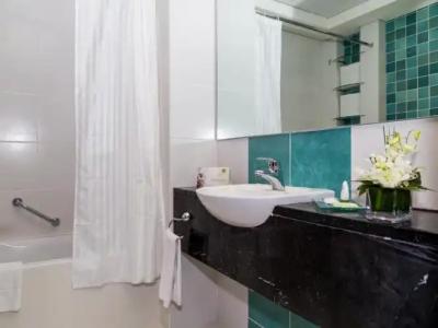 Flora Creek Deluxe Apartments, Dubai - 54