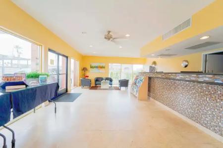 Royal Plaza Inn - 48