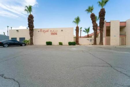 Royal Plaza Inn - 21